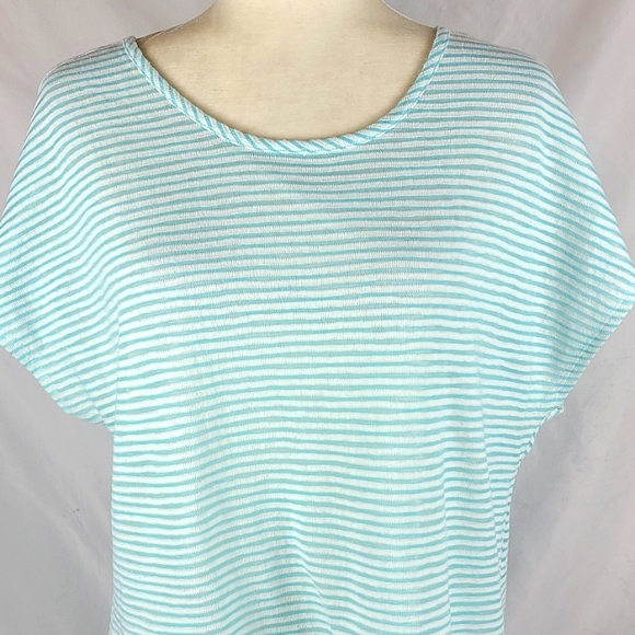 Chico's Perfect Summer Blouse - Picture 3 of 14